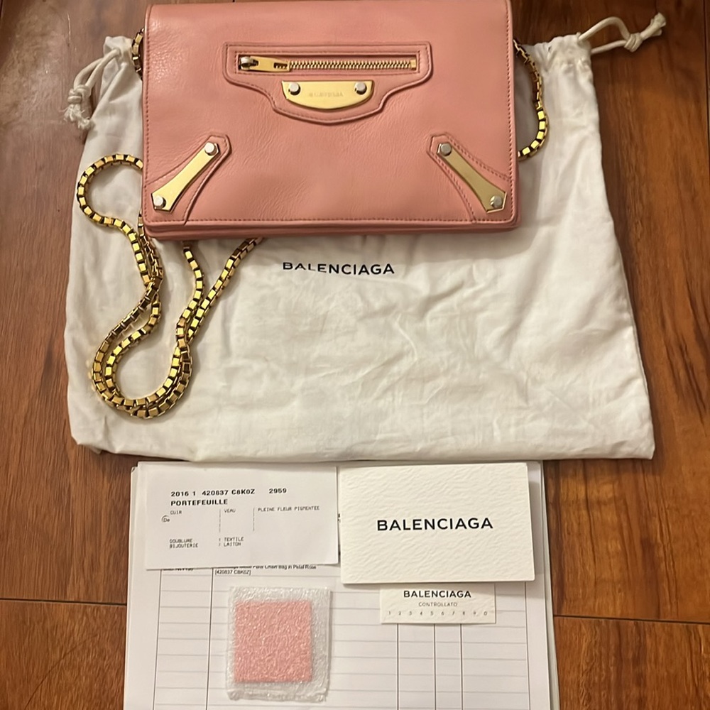 Balenciaga Chain Pink Leather Shoulder Bag - Picture 10 of 11